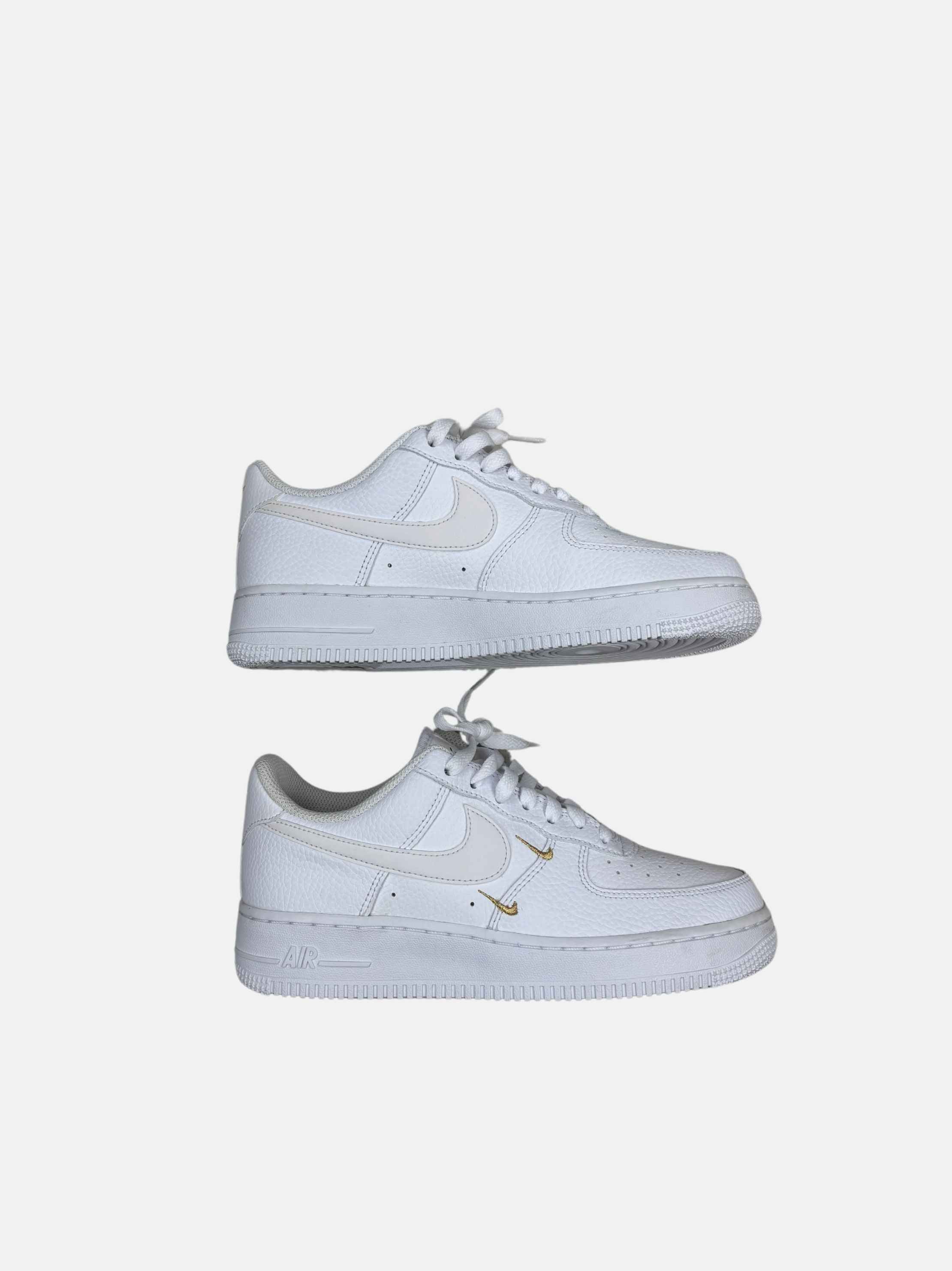 Nike AirForce 1