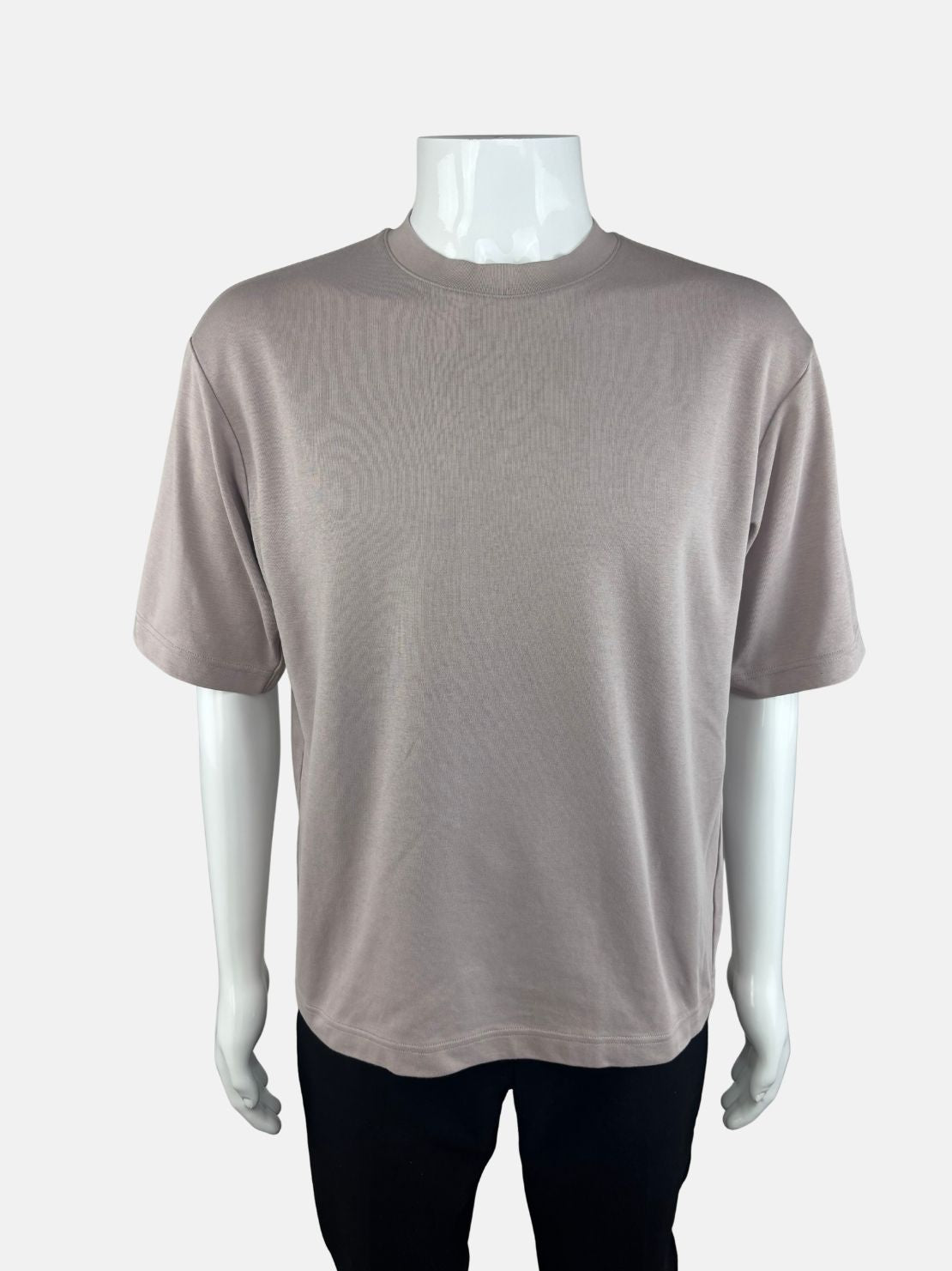 UNI QLO T-Shirt